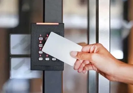 Встановлення домофонів в Запоріжжі, Установка домофонов в Запорожье.