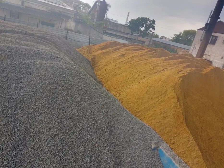 Пісок. Щебінь. Відсів.