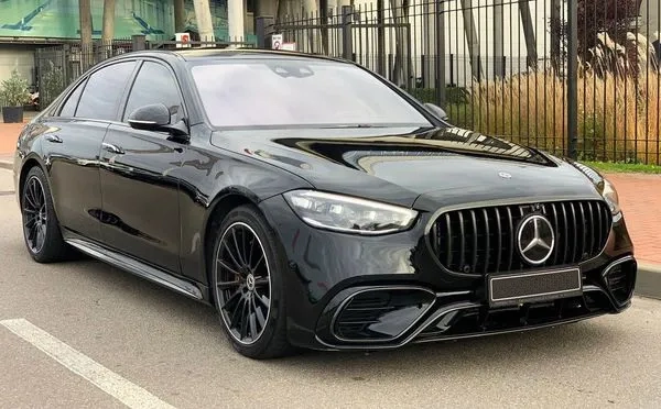 163 Mercedes-Benz S580 AMG W223 з водієм