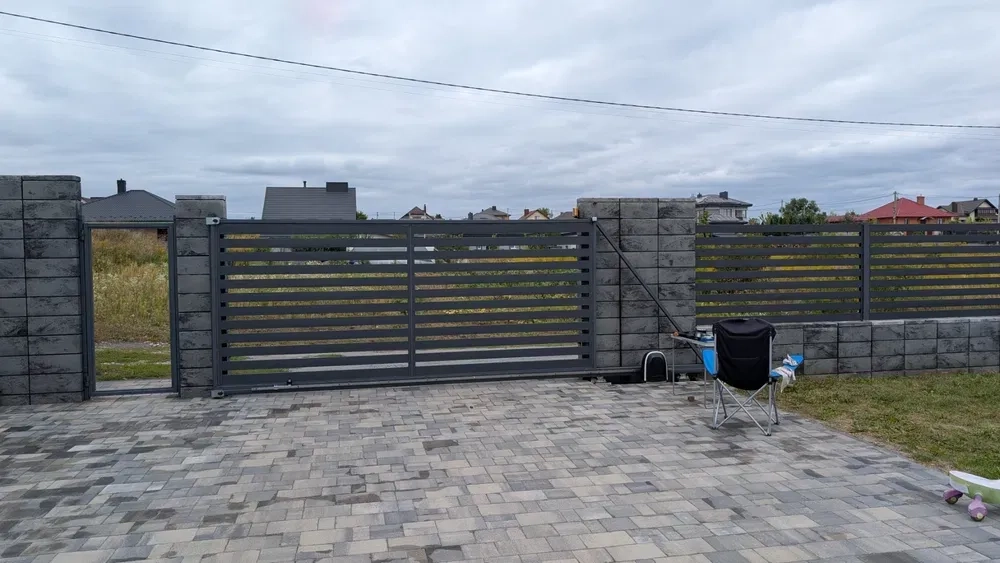 Виготовлення відкатні, розпашні, ворота на замовлення!