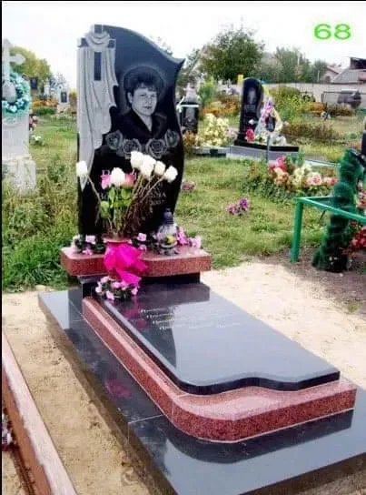 Пам’ятники з граніту під замовлення