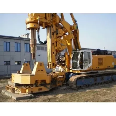 Бурова установка Bauer BG 40 650-1550 мм 45 м