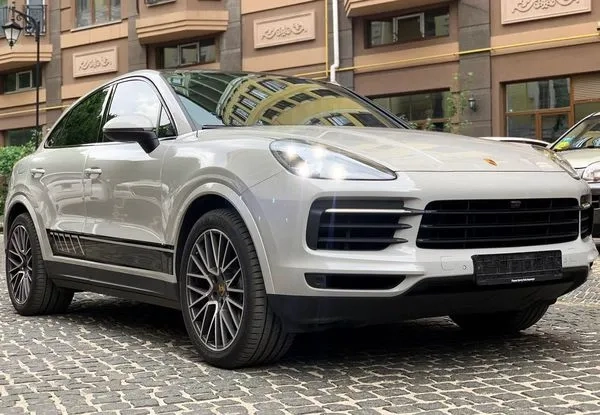 417 Porsche Cayenne Coupe на весілля з водієм