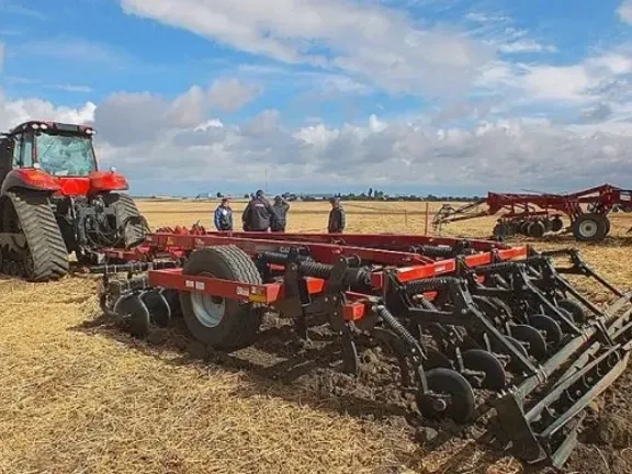 Плуг професійний CASE IH Ecolo Tiger