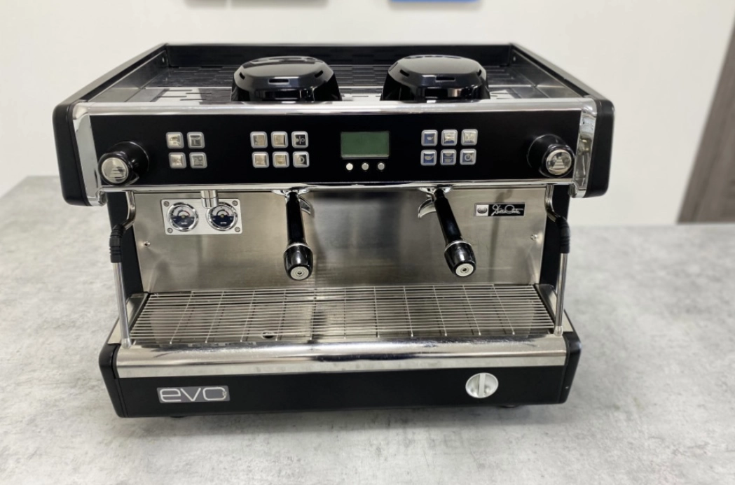 Професійна кавомашина
