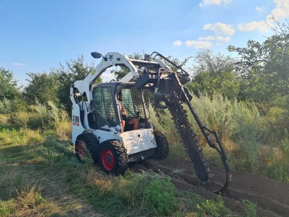 Траншеекопатель / бара. Земельные работы. Работаем с НДС.
