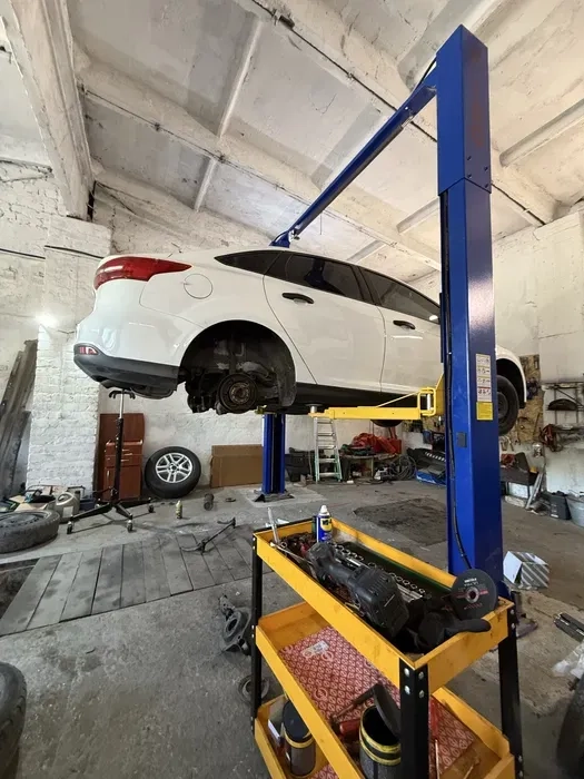 СТО/Ремонт двигуна/Ремонт ходової/ТО/Заміна свічок/ГРМ