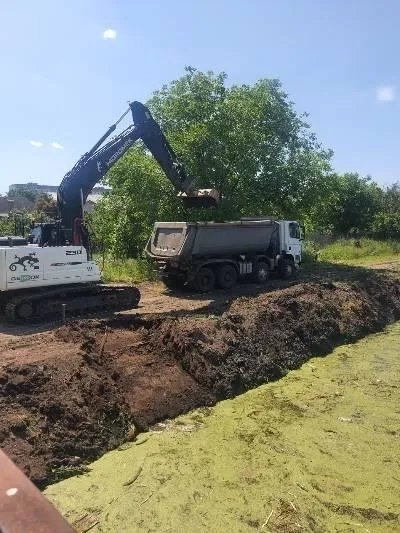 Розробки котлованів, лагун та вивезення грунту