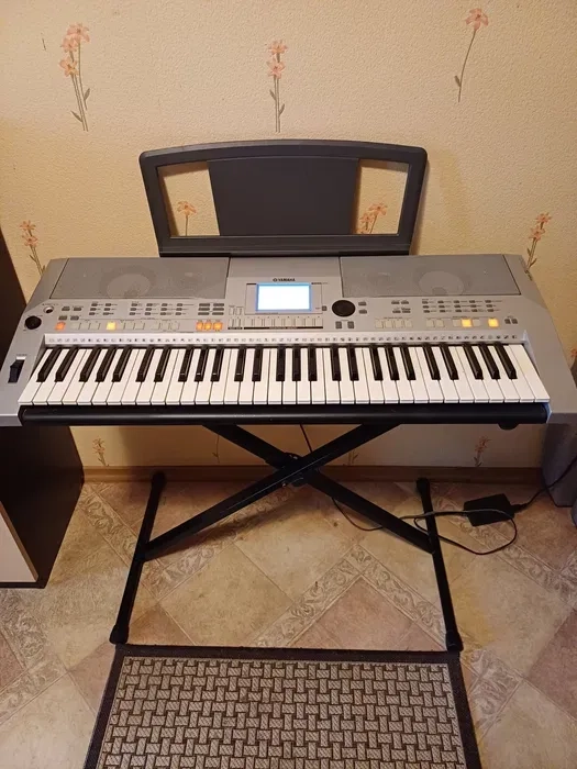 Синтезатор YAMAHA PSR S 500