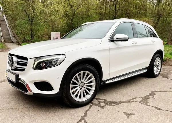 071 Позашляховик на весілля Mercedes Benz GLC 250d
