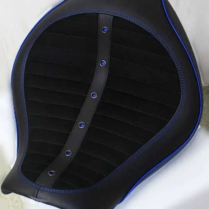 Мото сидіння, скутер, чоппер, крузер, ретро і т.д.