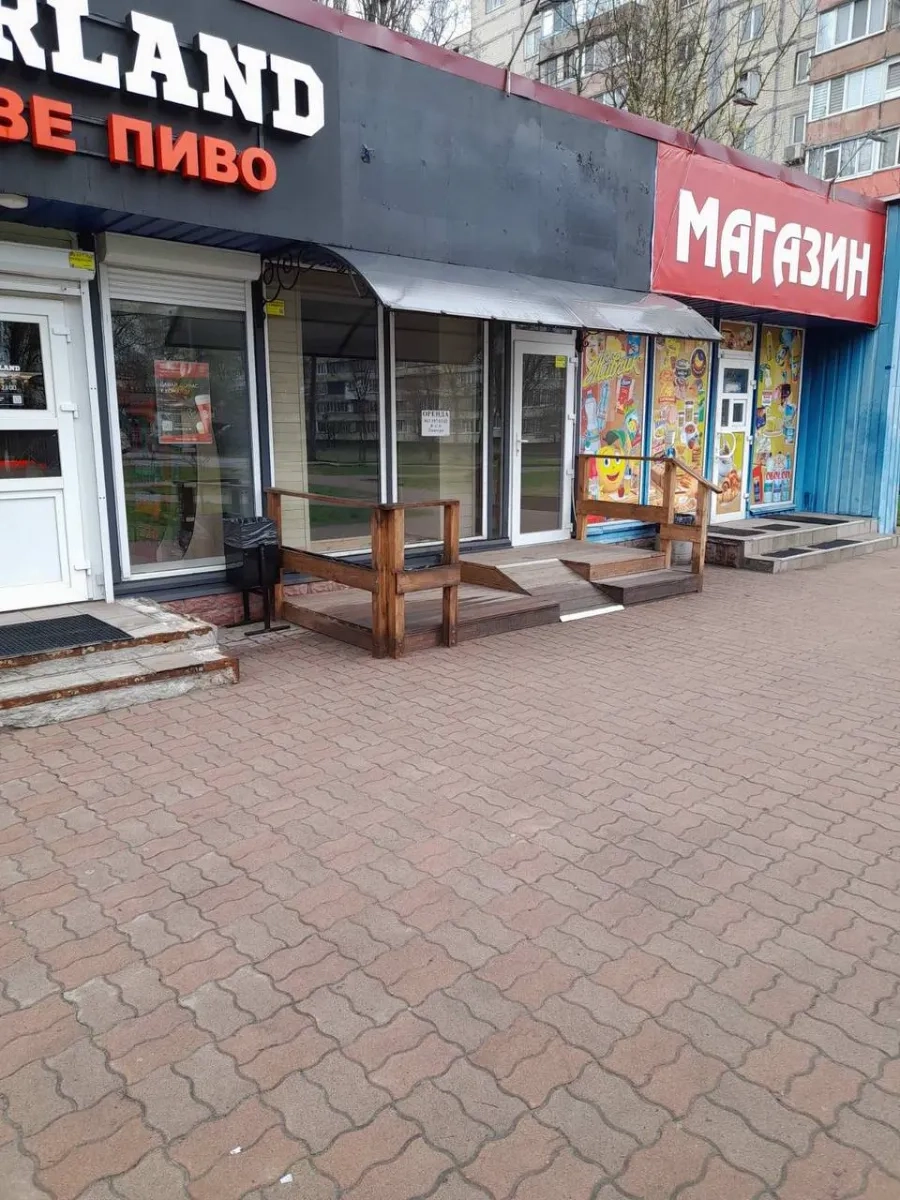 Фасадне приміщення 20 м2 в Оболонському районі