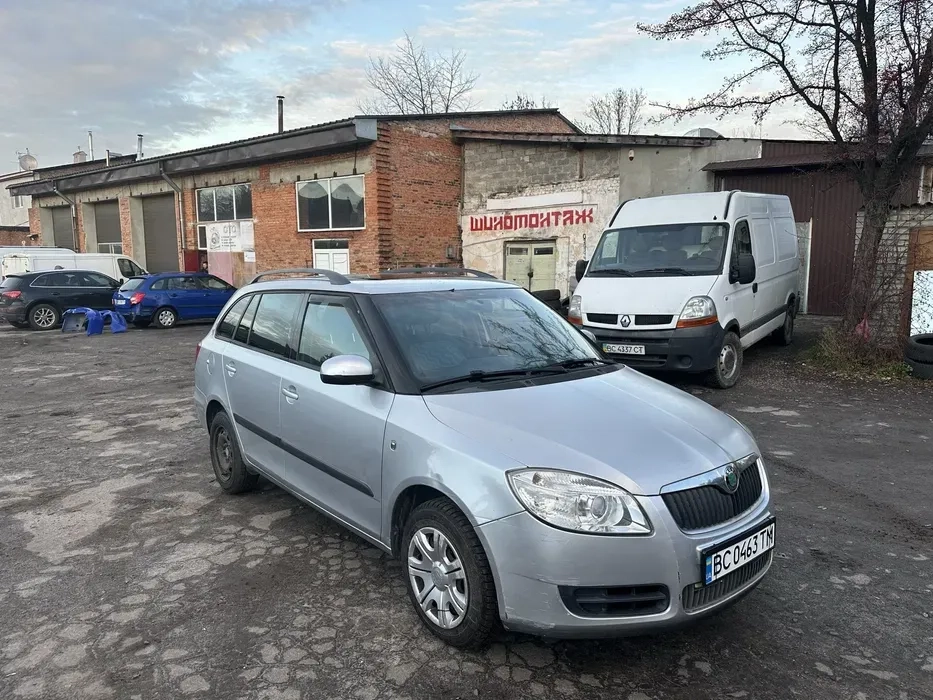 Шкода Фабія 1.2