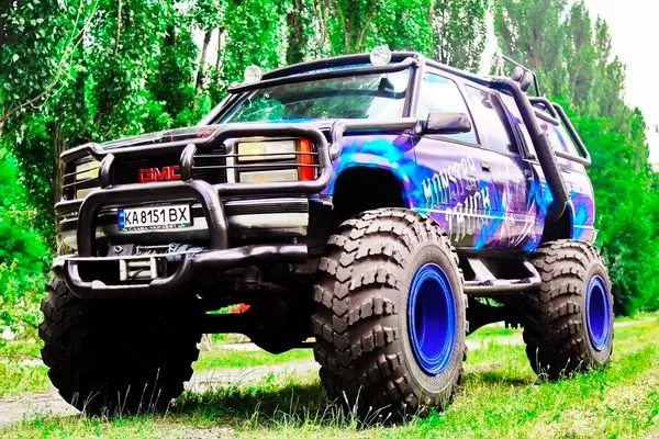 077 Monster Truck “Transformer” на день народження