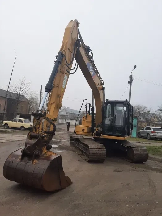 Екскаватори 5-25тон.Гідромолот.Ямобур.Міні міксер.