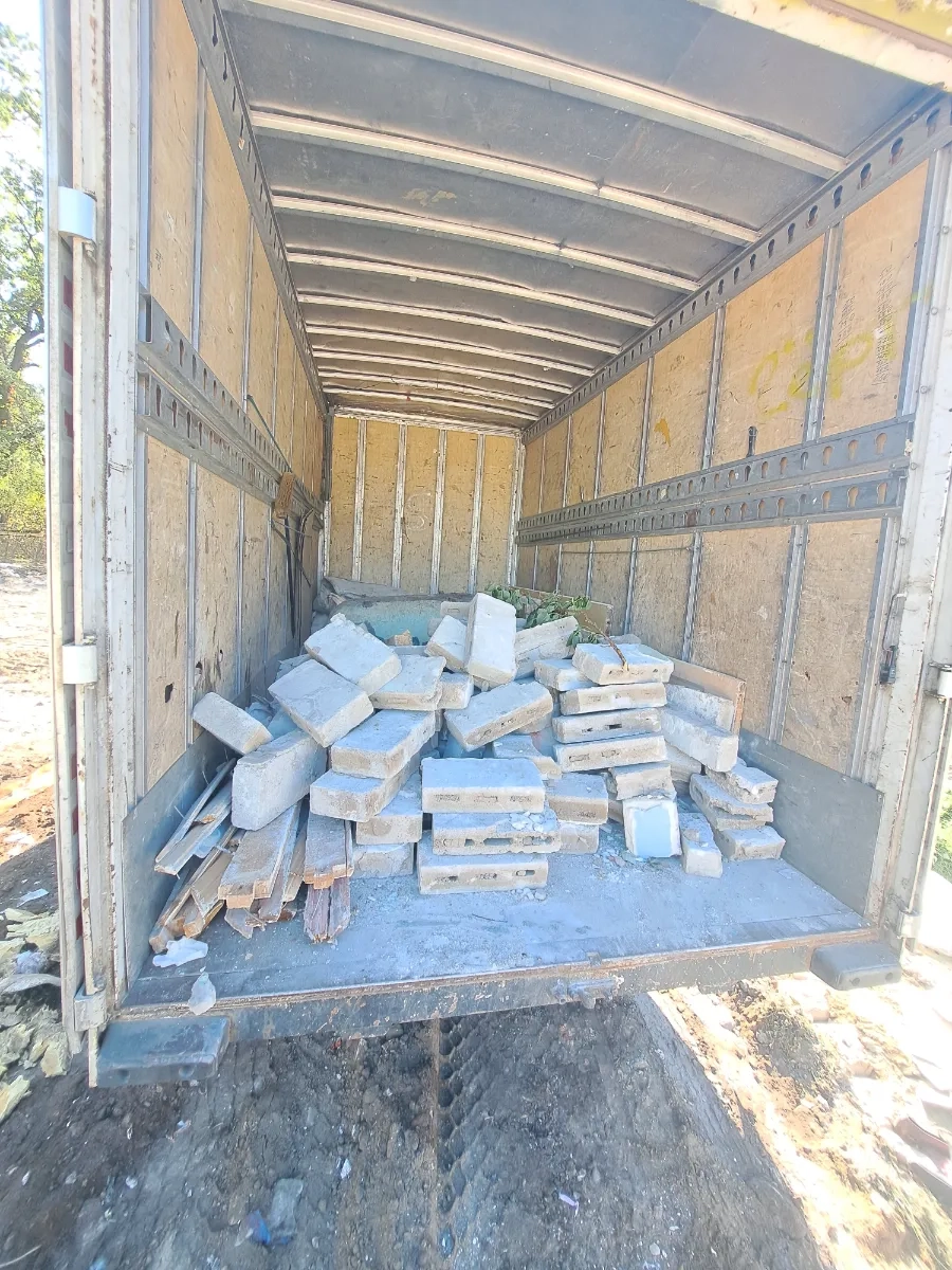 Вивіз сміття, старих меблів та непотрібу 🚚 З вантажниками!