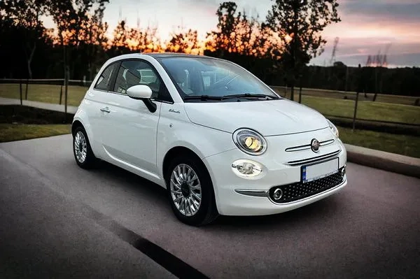 415 Авто Fiat F500 білий без водія Київ