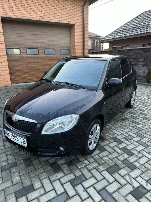 Авто Fabia таксі кілометраж