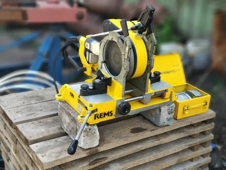 Паяльник, станція зварювання пластикових труб