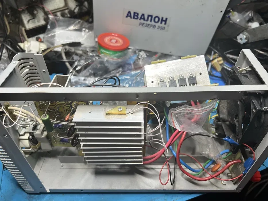 Професійний Ремонт Інверторів ⚡️ Будь-якого Типу та Складності!