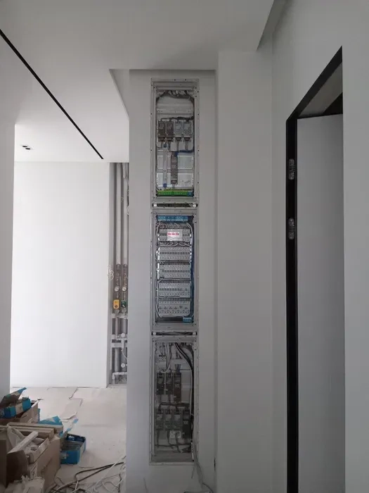 Електромонтажні роботи, електромонтаж, розведення електропроводки.