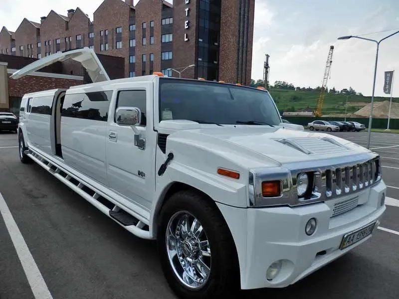 Заказ лимузина, авто на свадьбу