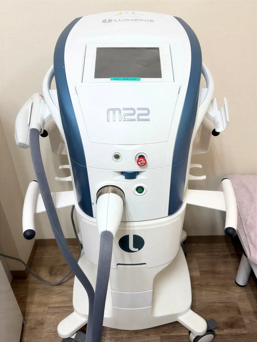 Лазерна установка Lumenis M22 з двома модулями (IPL та ResurFX).