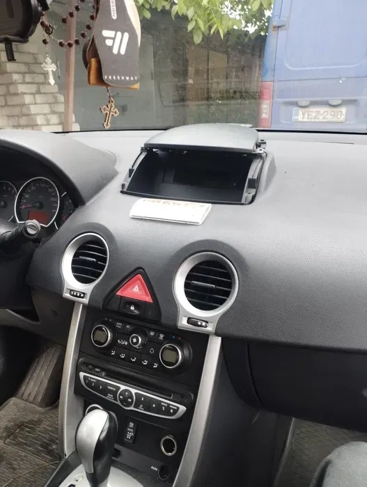 Установка музыки,камер заднего вида,света на авто и многое другое