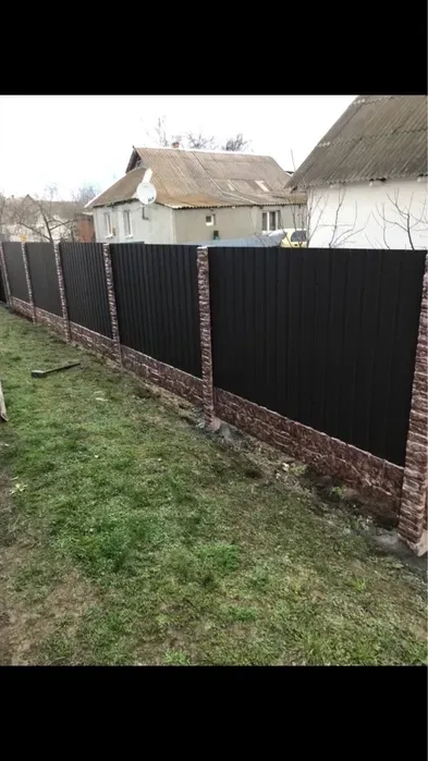 Забор , Паркан , Євро - забор , Забор Бетонний , Євро Огорожа ,Глянцева