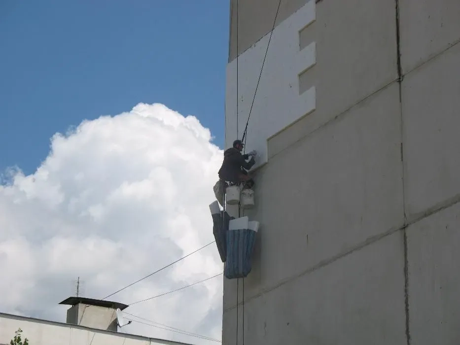 Утеплення фасаду квартир, приватних будинків