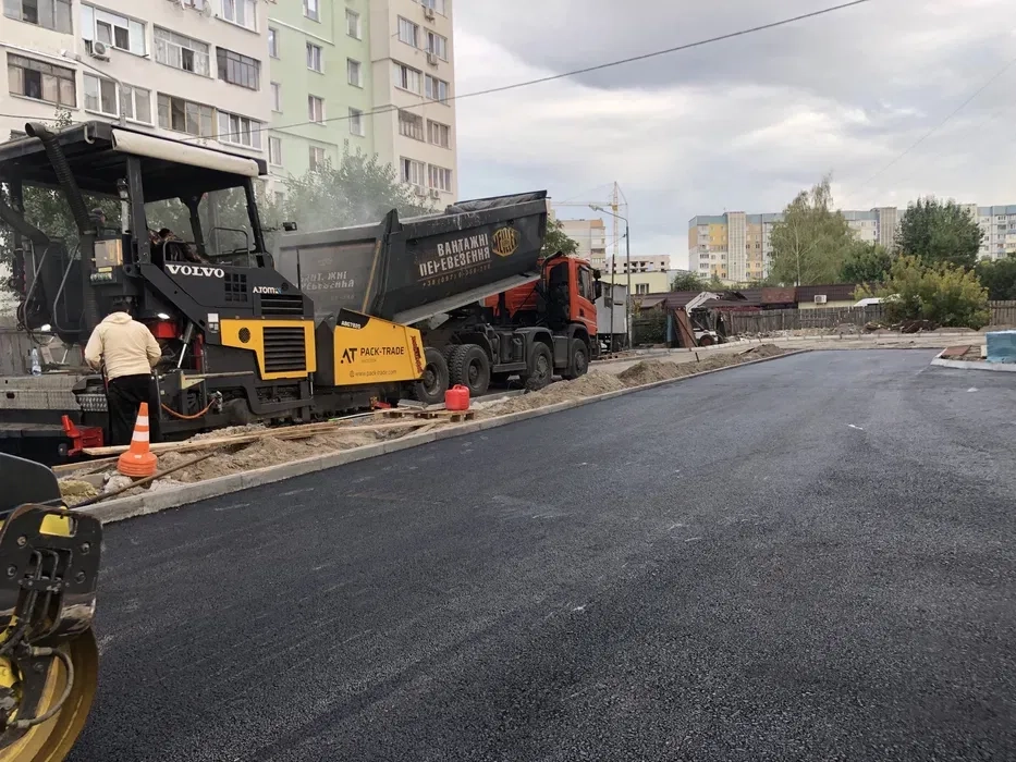 Виконуємо асфальтування доріг