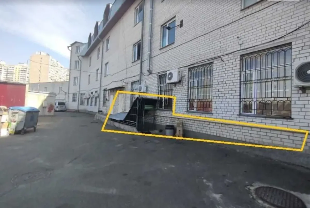 Комерційне приміщення на вул. Радунська 3, площа 100 кв.м