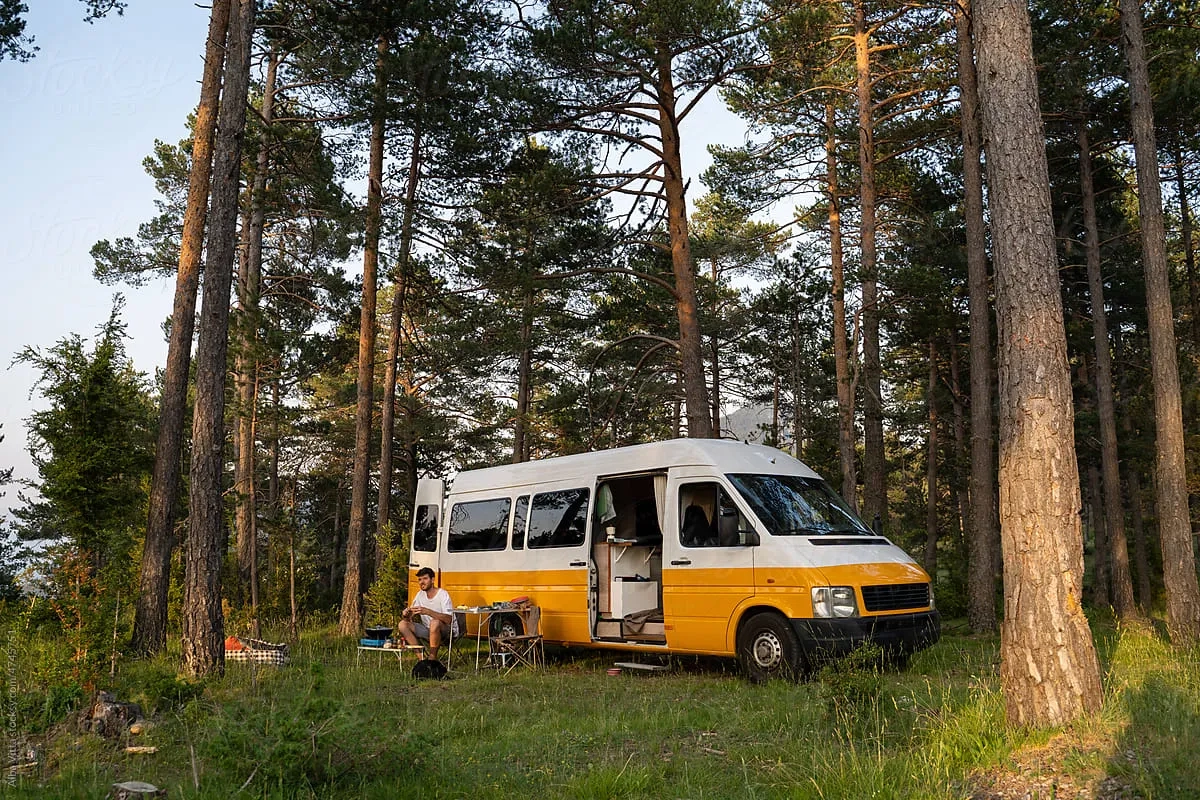 Кемпер-всюдихід для експедицій
