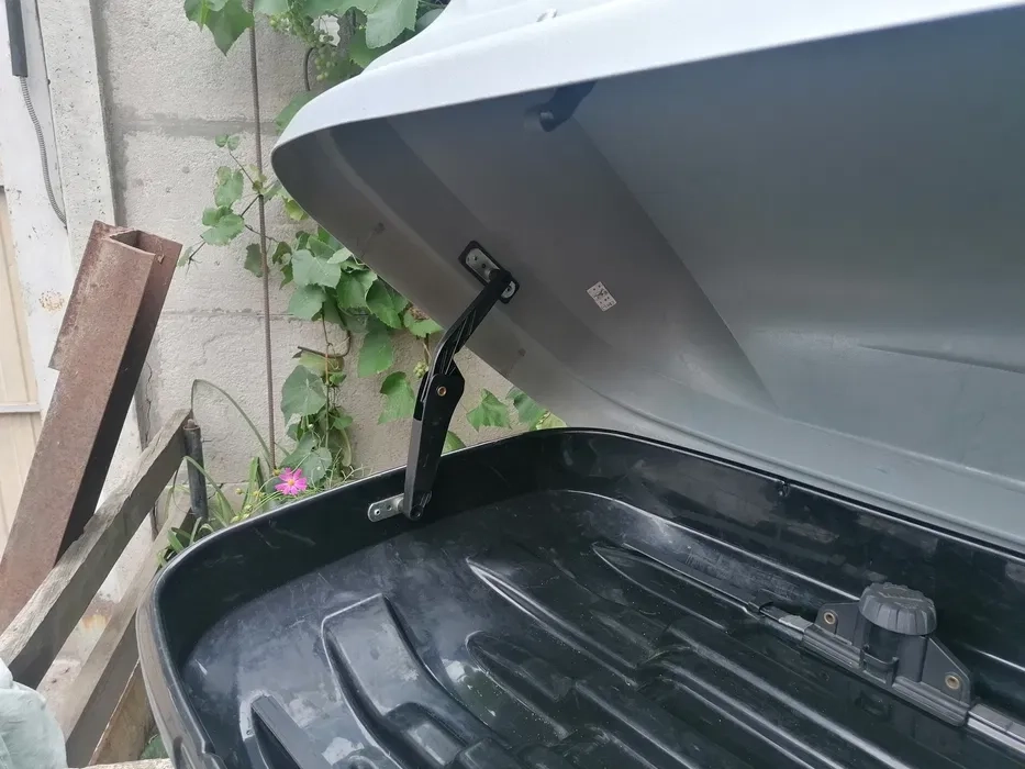 Аєробокс багажник thule 340 L