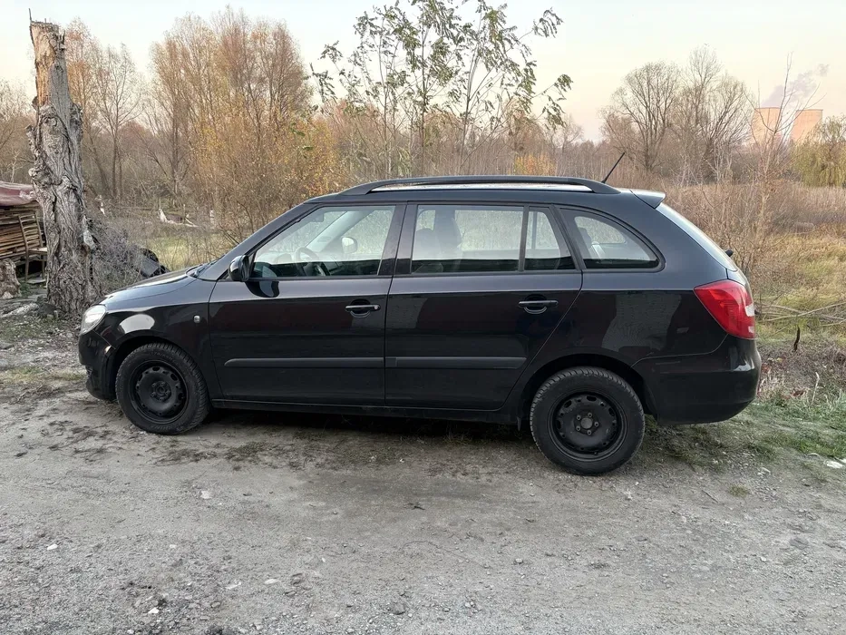 Авто Fabia універсал