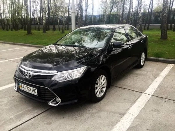 151 Toyota Camry V55 чорна авто на весілля