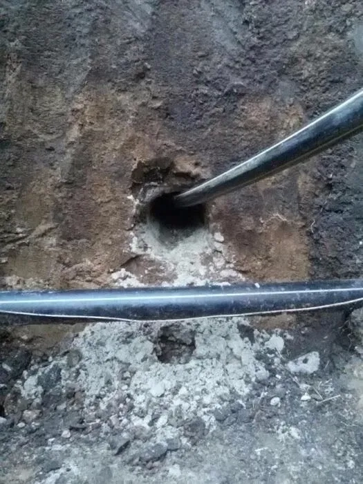 Горизонтальне буріння. Прокол ґрунту під дорогою, тротуаром, прибудовою