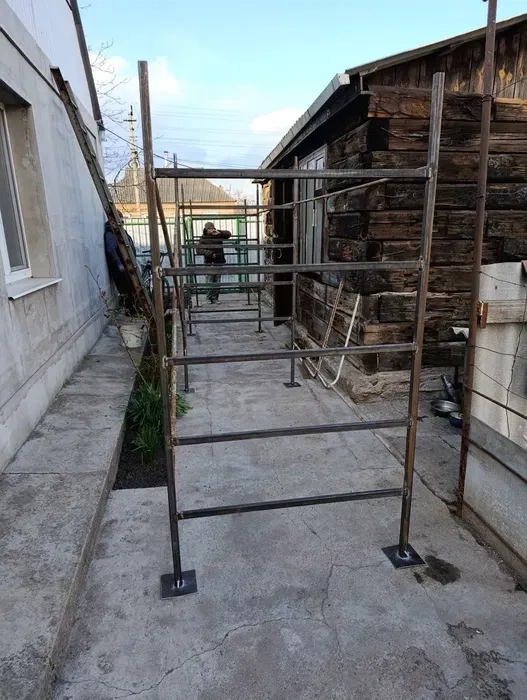 Ліса будівельні. Драбина трансформер.