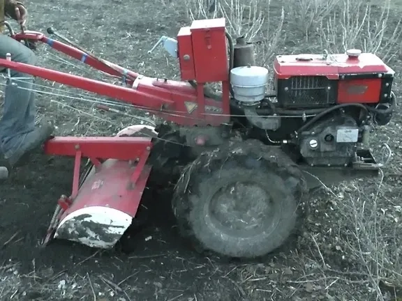 Надійний мотоблок. Готовий до сезону