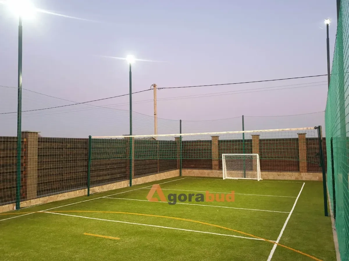 Будівництво волейбольного майданчика під ключ