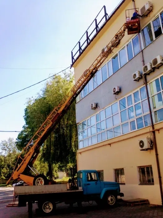 Автовишка Дніпро