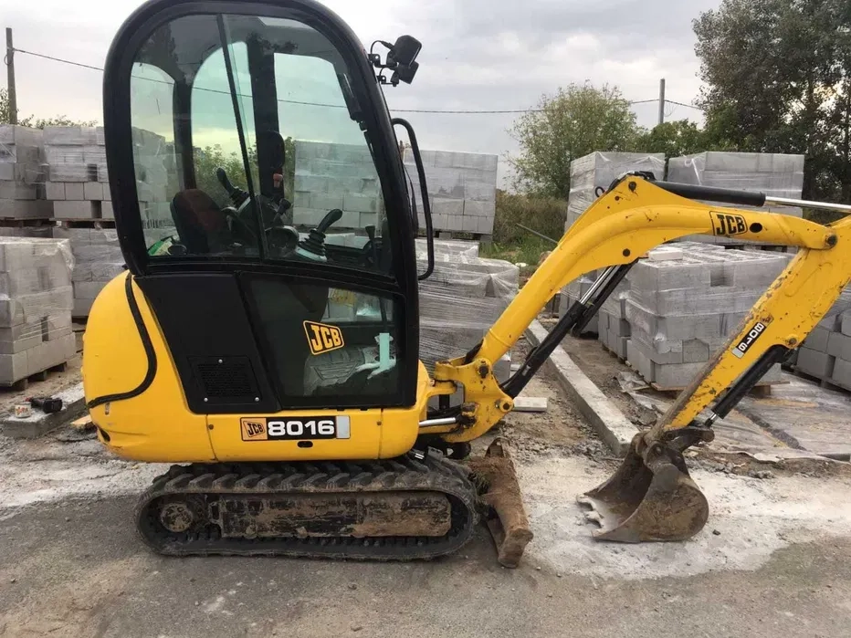 Міні екскаватор JCB 8016