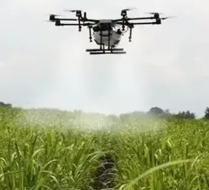Агродрон для полів: добрива та захист
