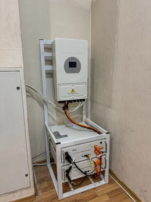 Встановлення інверторів , генераторів , станцій живлення ДБЖ ИБП Deye