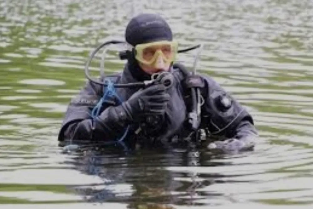 Водолаз, Київ та область.