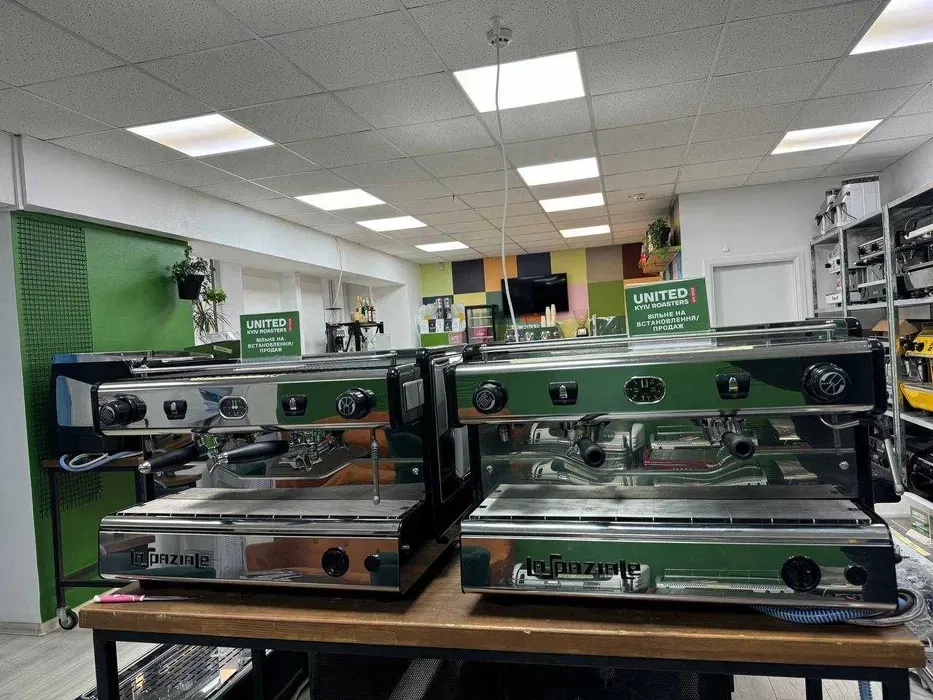 Нова кавоварка з коробки!