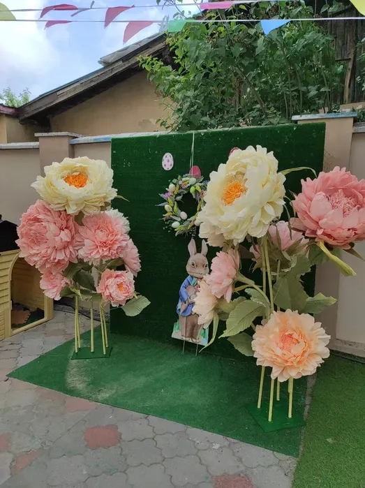 Неймовірні ростові квіти та фотозони під ключ. Дзвоніть!