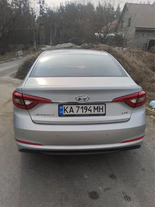 Авто Hyindai Sonata LF