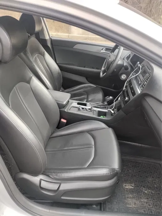 Авто Hyindai Sonata LF