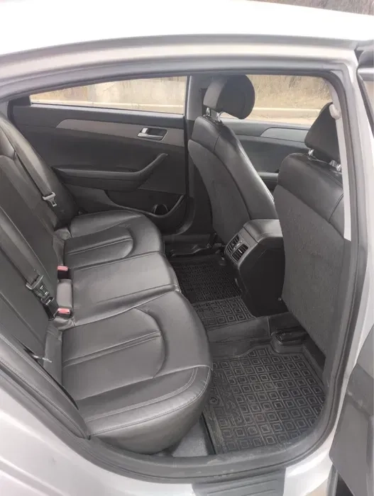 Авто Hyindai Sonata LF